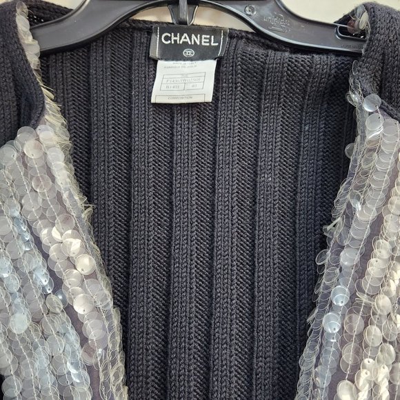 Chanel Black Evening Cardigan Sweater w/paillettes; Wool/Silk Sml (US 4-6; 40) - Picture 6 of 14